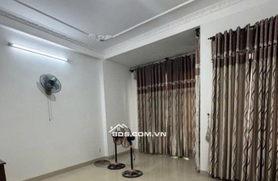 Cần căn nhà 4 tầng diện tích  đất : 100m2 ngang 5m đường  Lý Thái Tông , p Thanh Khê Tây , tp  Đà Nẵng.